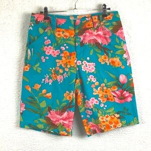 Caribbean Joe Hawaiian Floral Print Shorts, Woman’s Size 6 Petite.